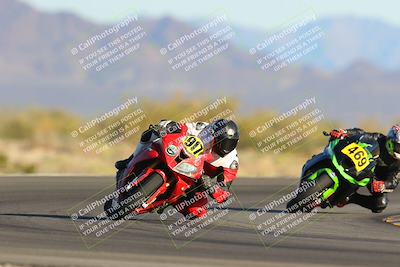 media/Oct-29-2022-CVMA (Sat) [[14c0aa3b66]]/Race 11 Amateur Supersport Open/